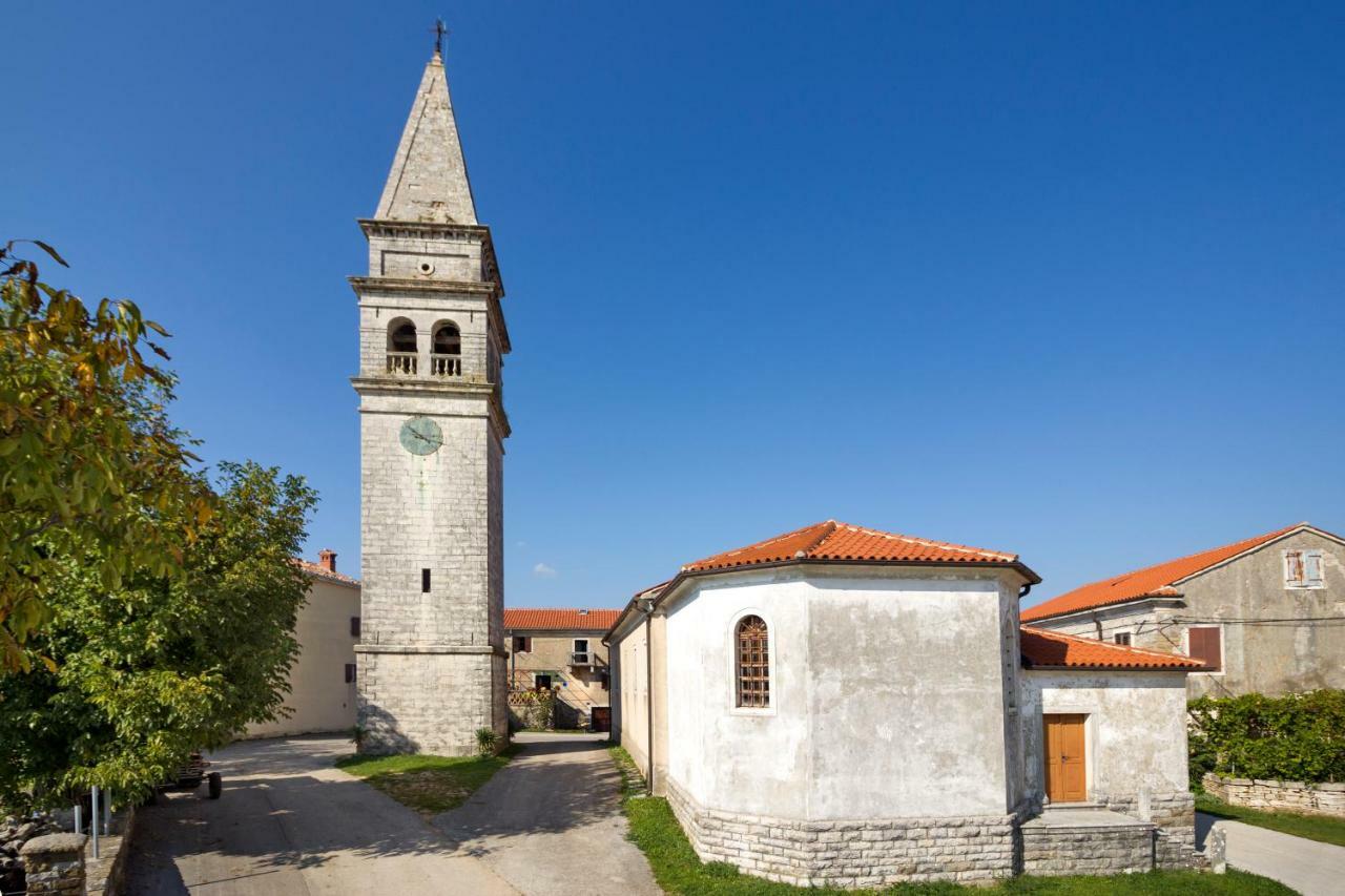 Rural Apartment Carolina Zrenj Экстерьер фото